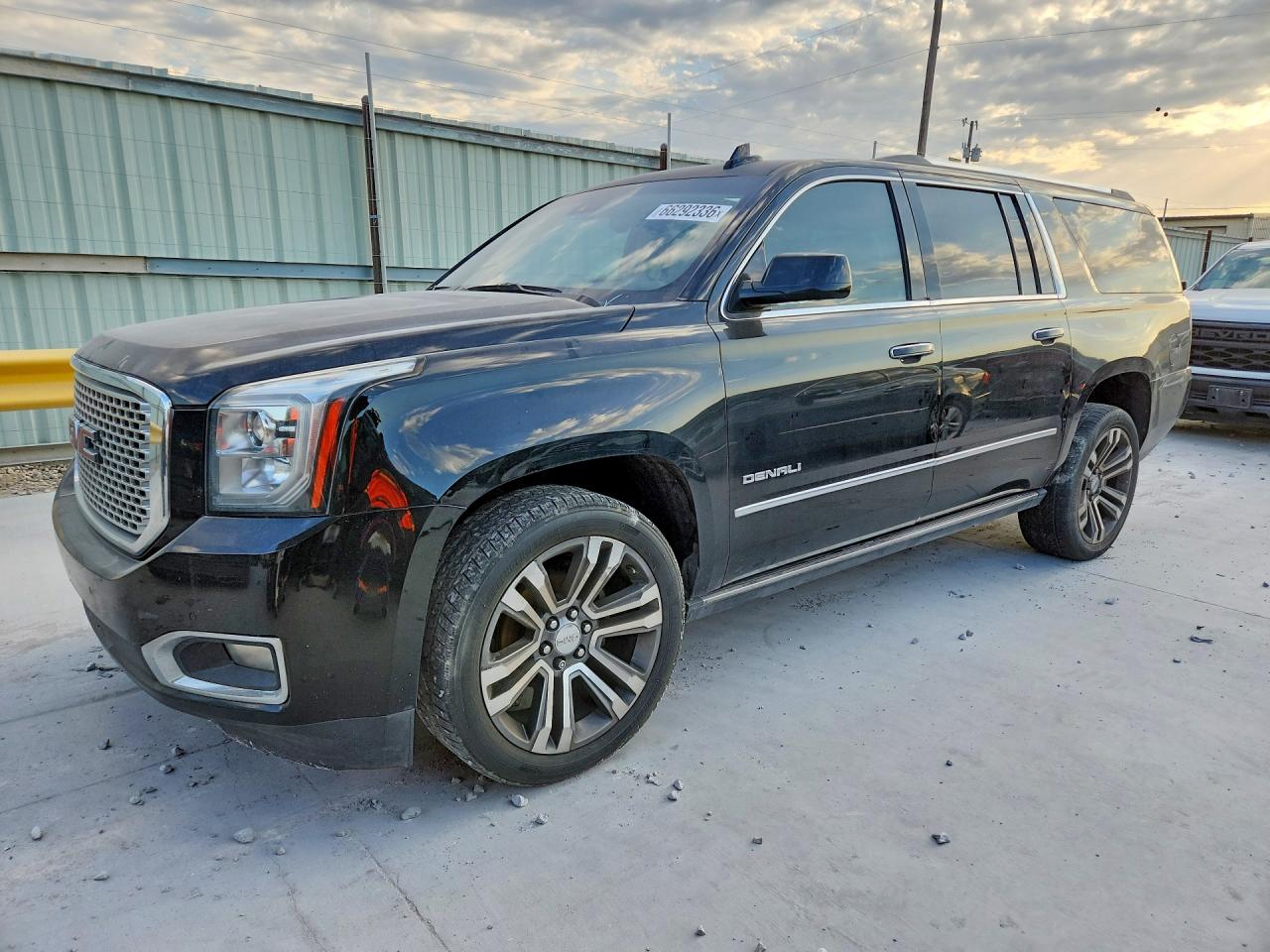 2017 GMC YUKON XL DENALI