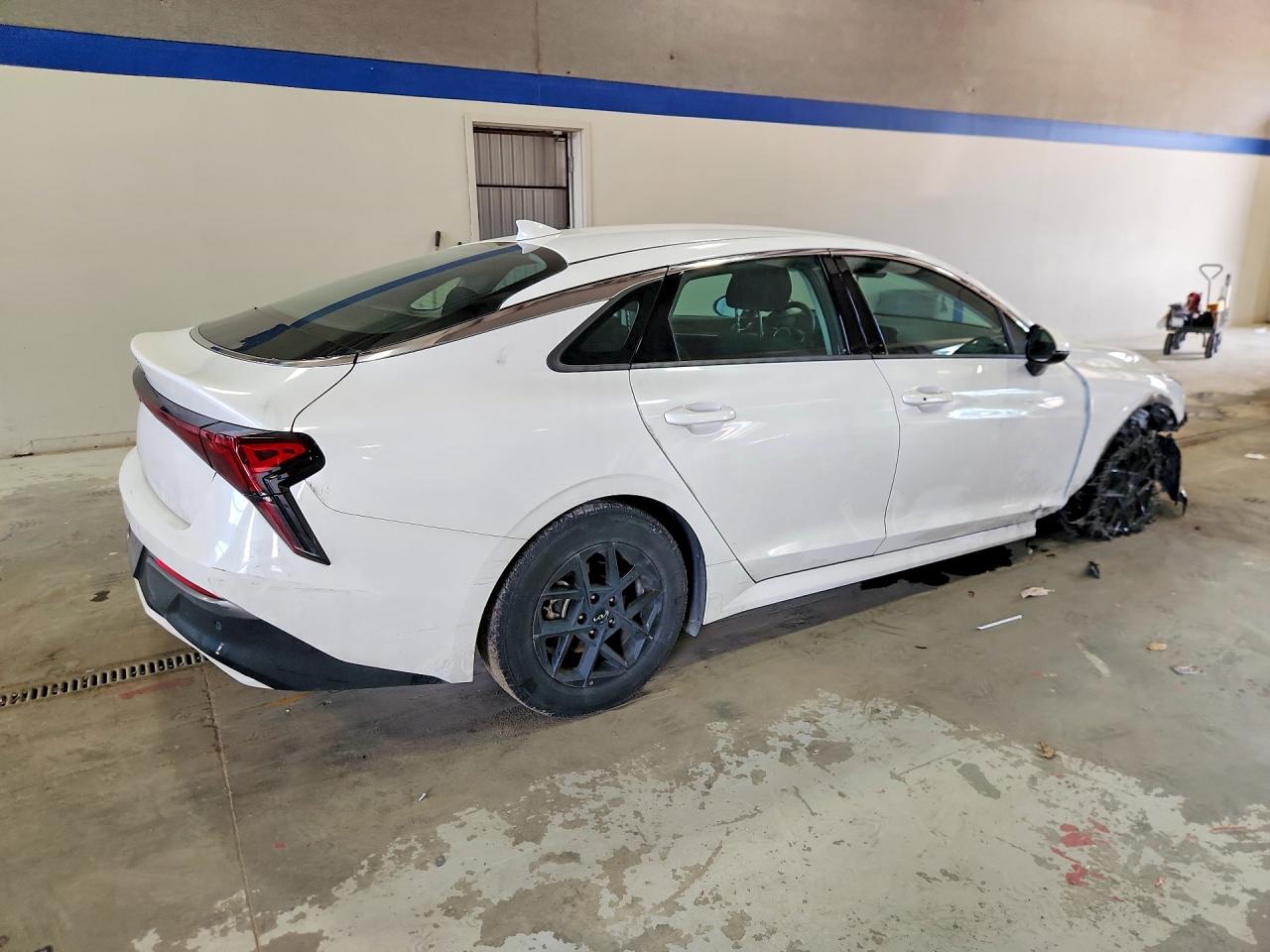 2025 KIA K5 LXS — снимка 3