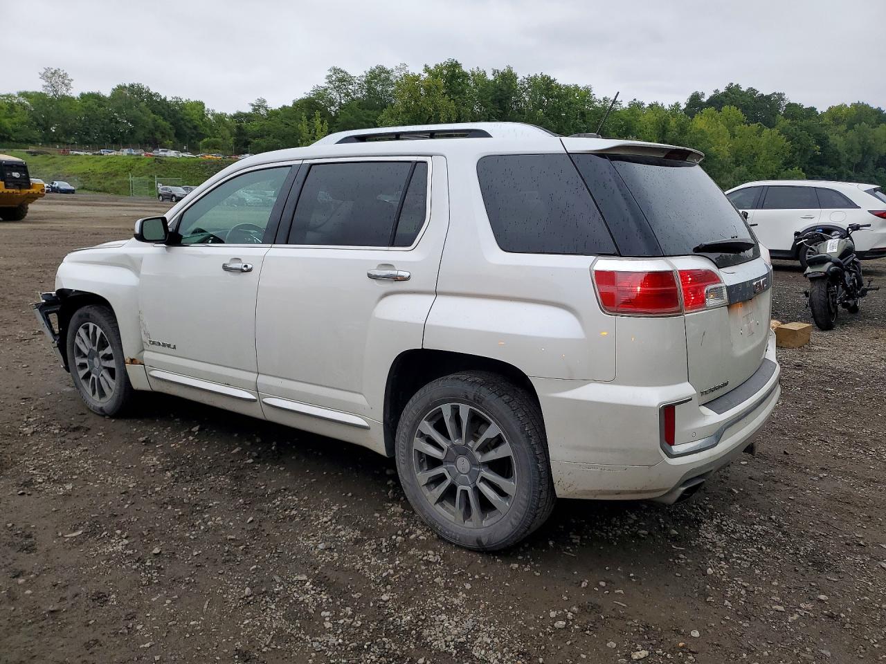 2016 GMC TERRAIN DENALI — снимка 2