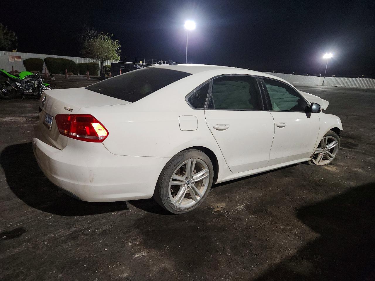 2015 VOLKSWAGEN PASSAT SE — снимка 3