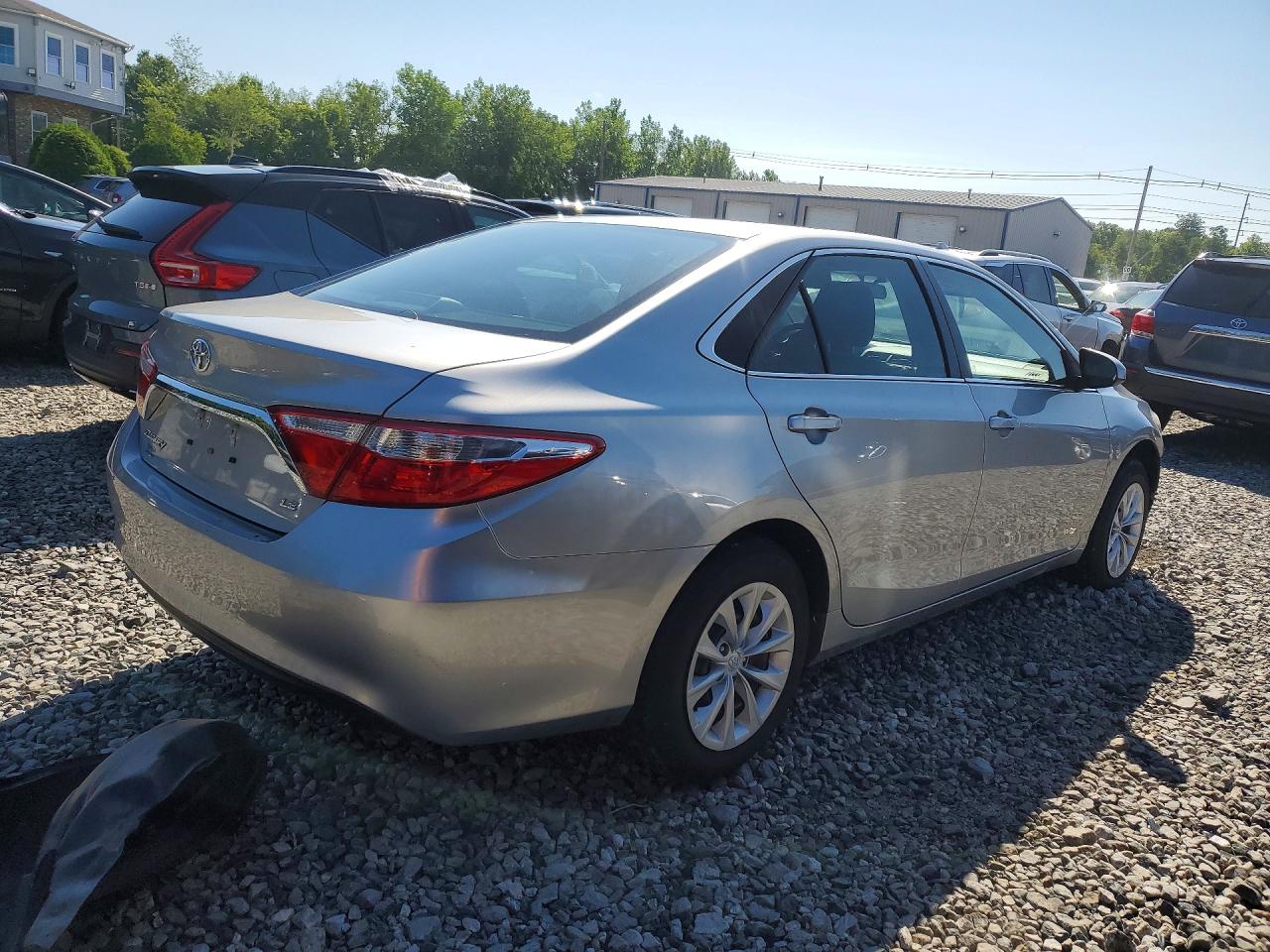 2017 TOYOTA CAMRY LE — снимка 3
