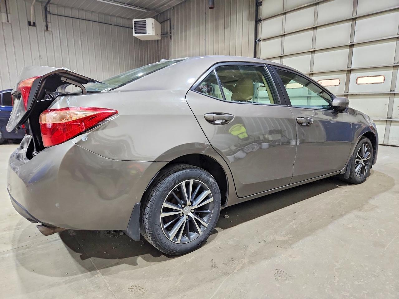 2017 TOYOTA COROLLA LE — снимка 3