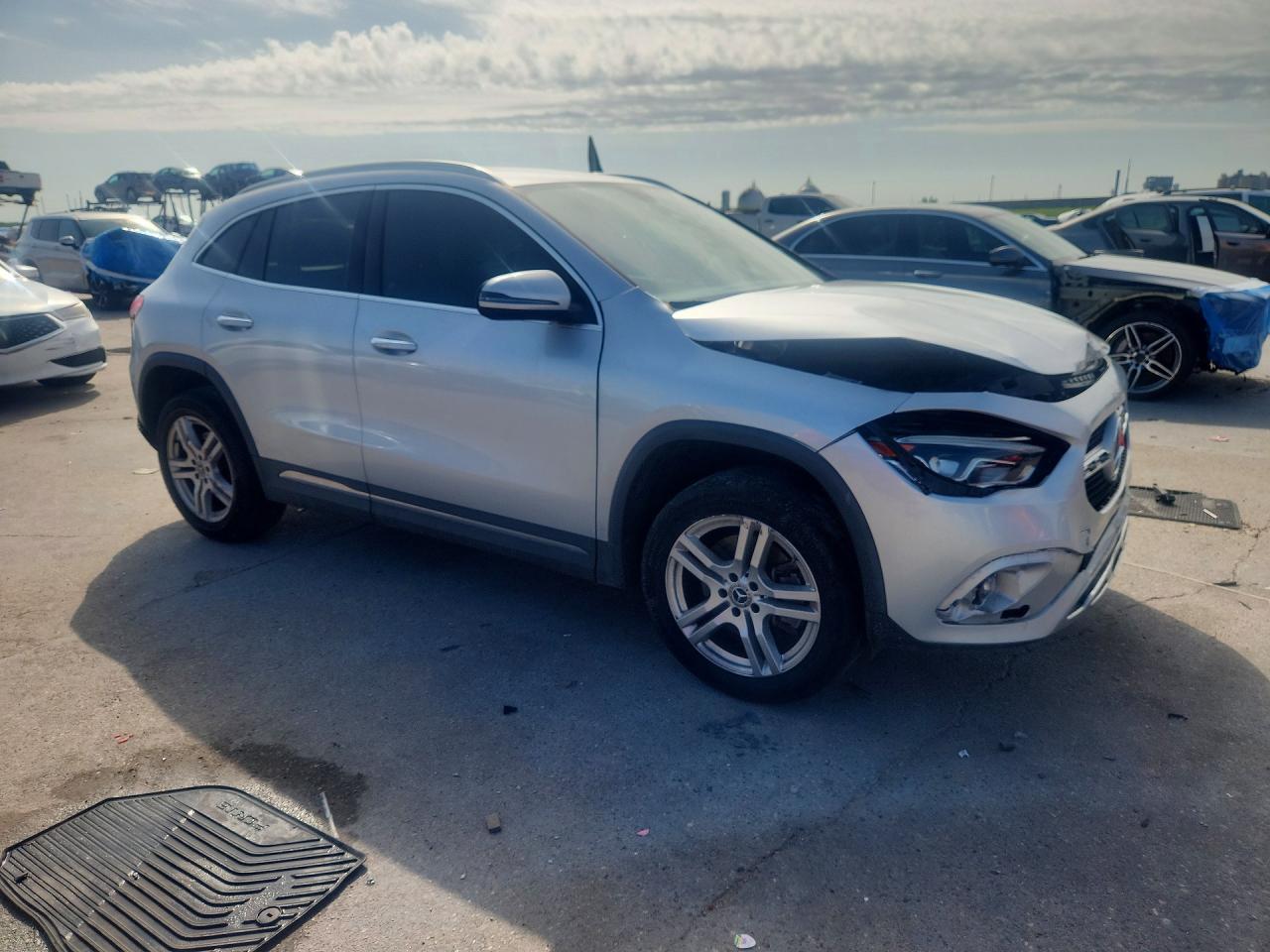 2021 MERCEDES-BENZ GLA 250 — снимка 4