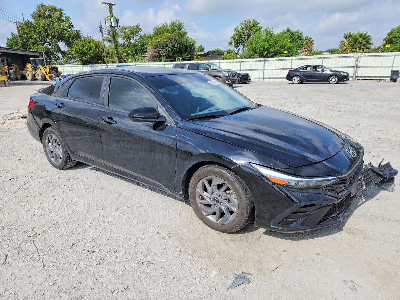 2024 HYUNDAI ELANTRA SEL — снимка 4