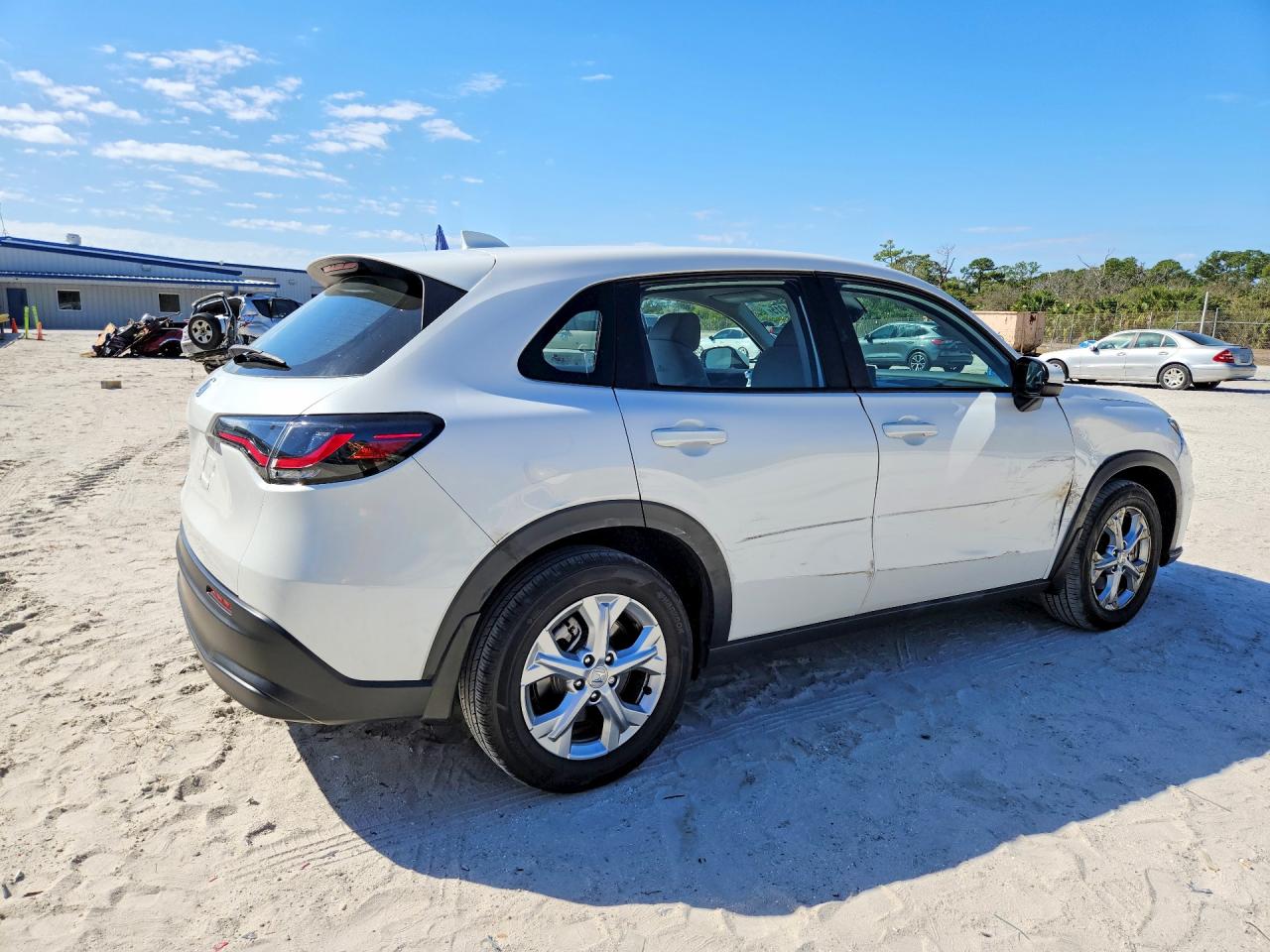 2025 HONDA HR-V LX — снимка 3