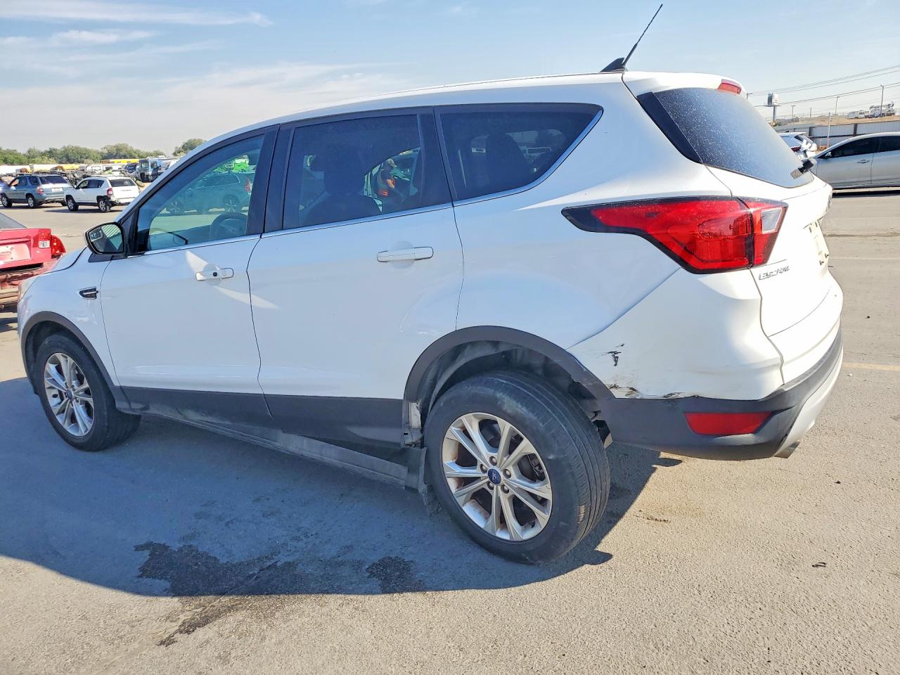 2019 FORD ESCAPE SE — снимка 2