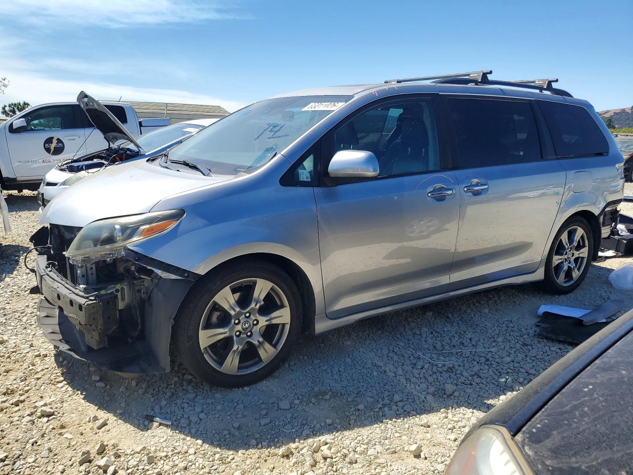 2018 TOYOTA SIENNA SE 8-PASSENGER