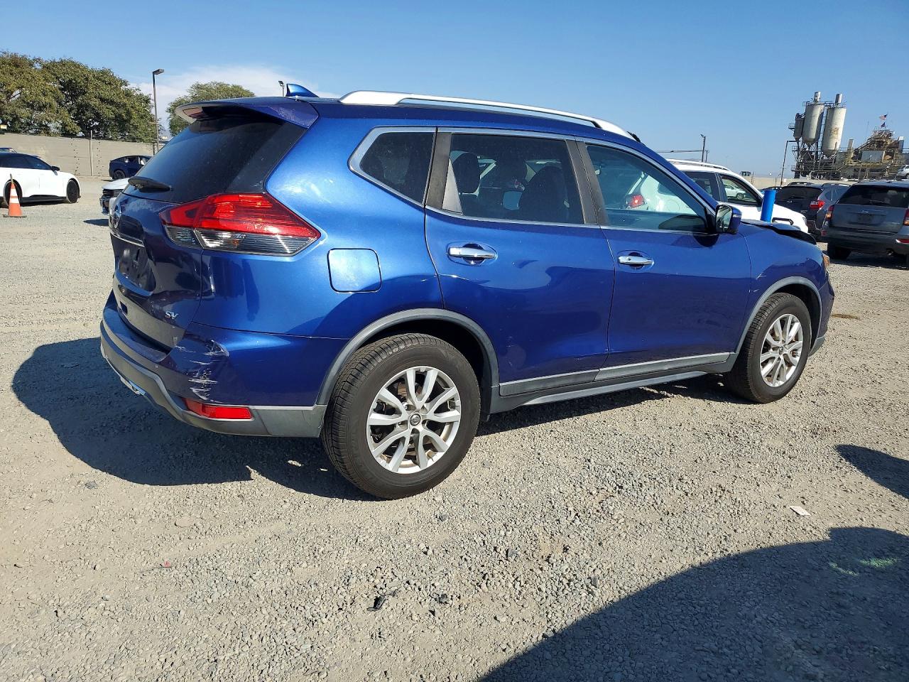 2017 NISSAN ROGUE SV — снимка 3