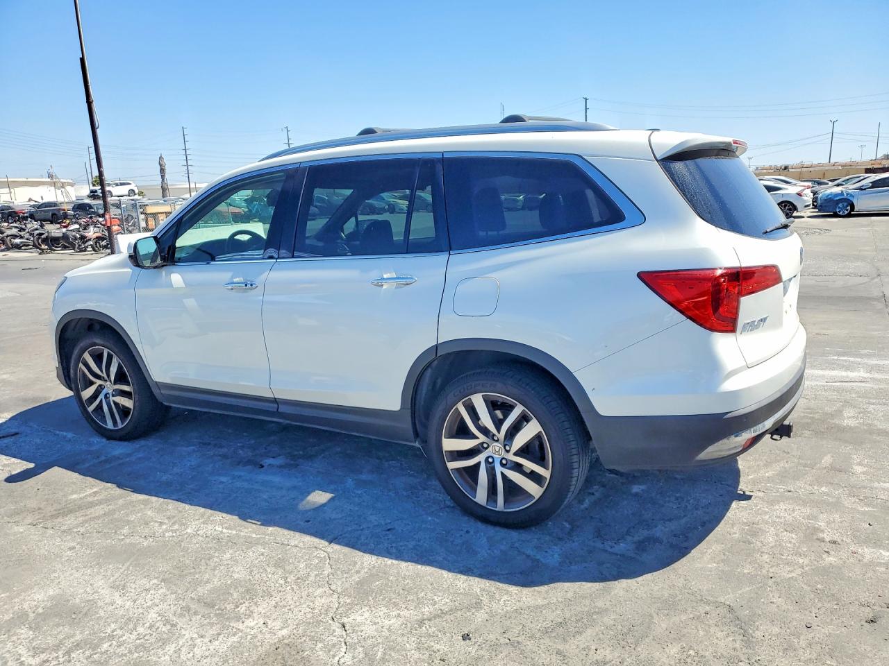 2016 HONDA PILOT TOURING — снимка 2