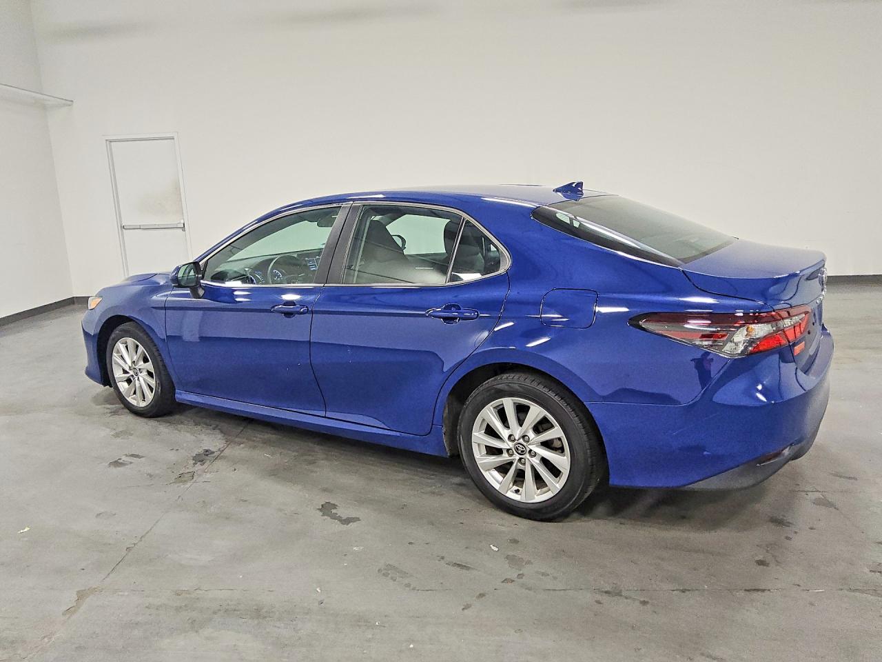 2024 TOYOTA CAMRY LE — снимка 2
