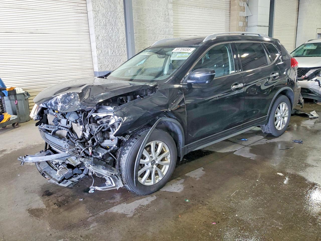 2017 NISSAN ROGUE SV