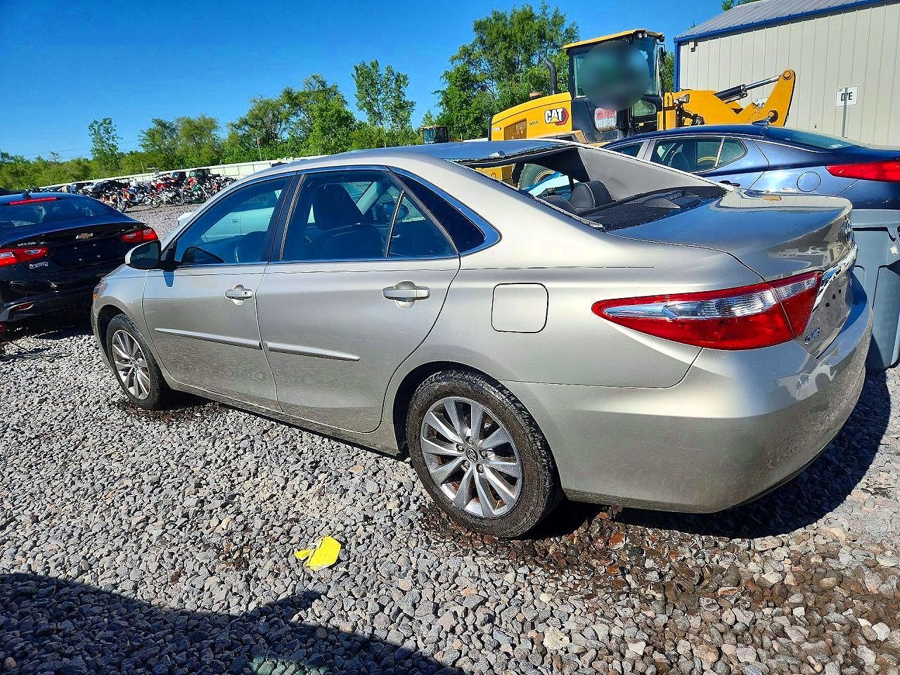 2017 TOYOTA CAMRY XLE — снимка 2