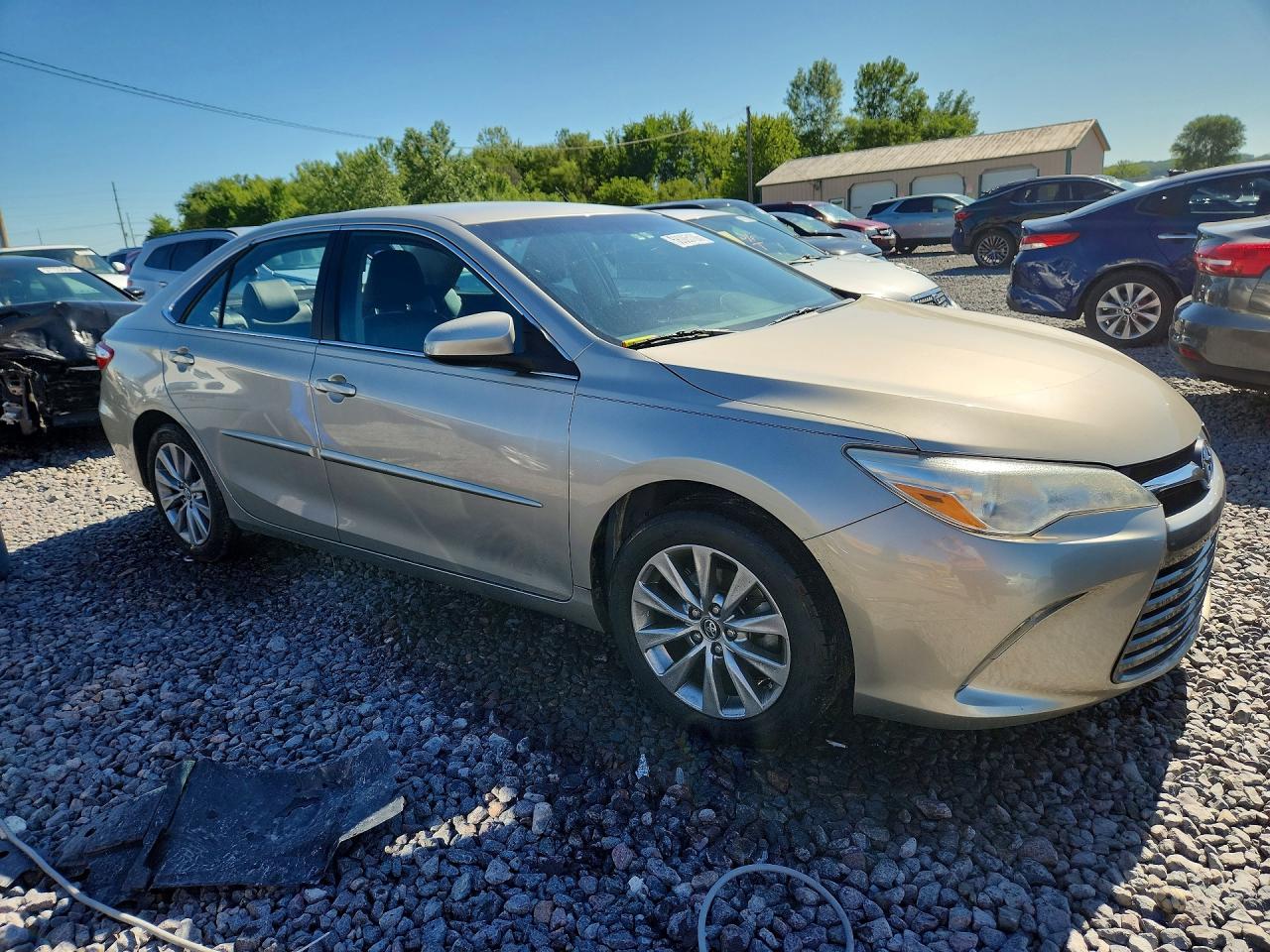 2017 TOYOTA CAMRY XLE — снимка 4