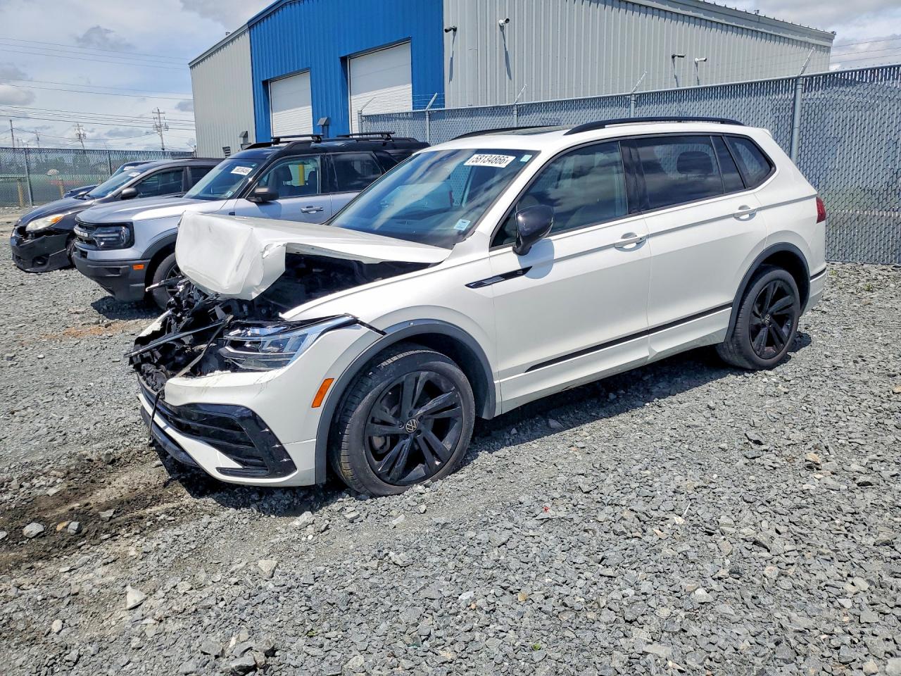 2023 VOLKSWAGEN TIGUAN SE R-LINE BLACK