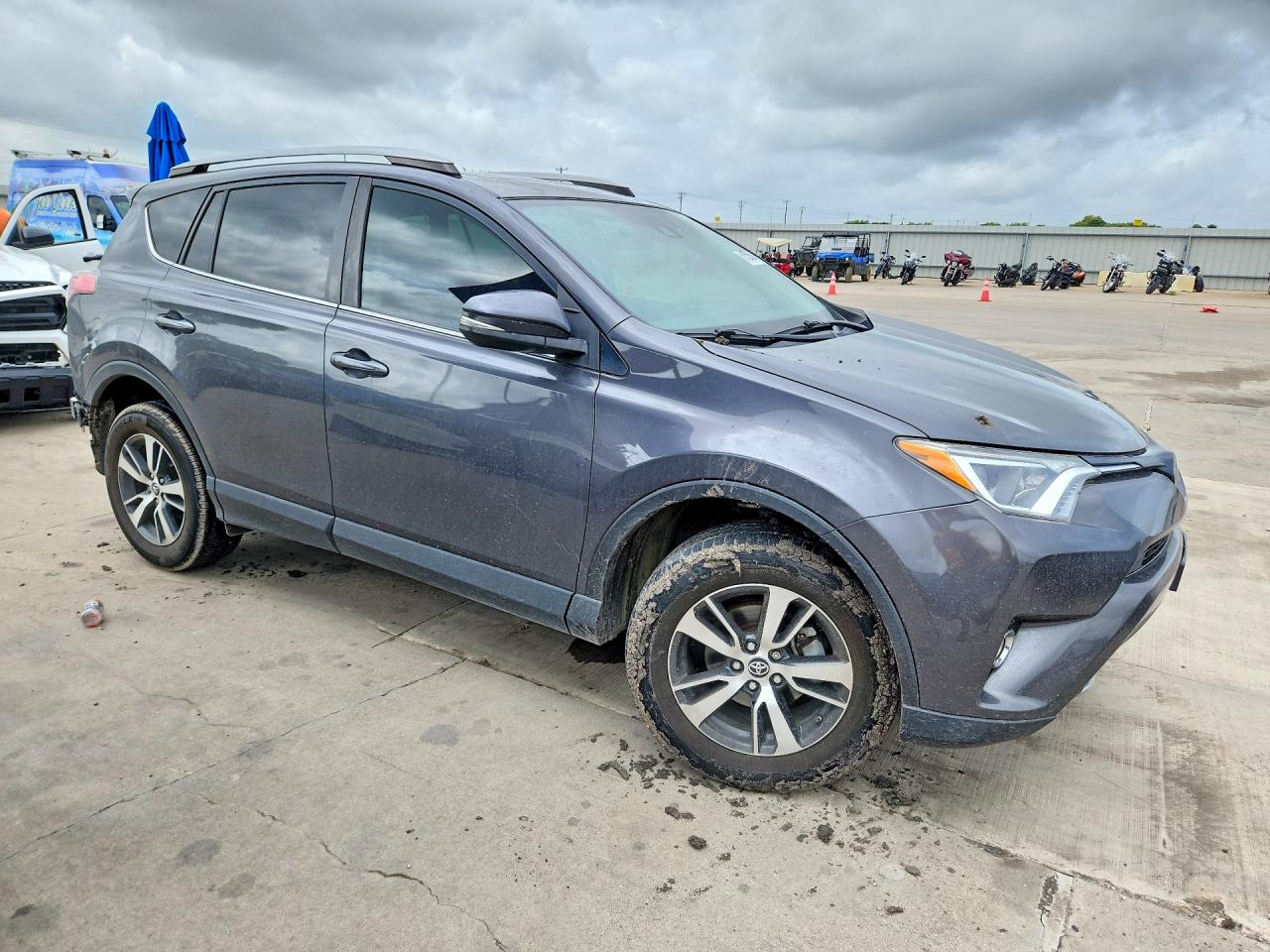 2018 TOYOTA RAV4 XLE — снимка 4