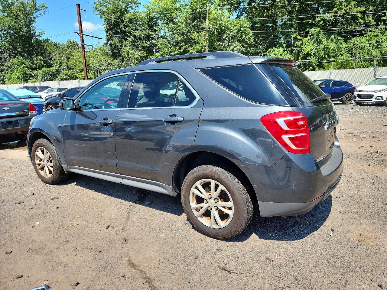 2017 CHEVROLET EQUINOX LT — снимка 2
