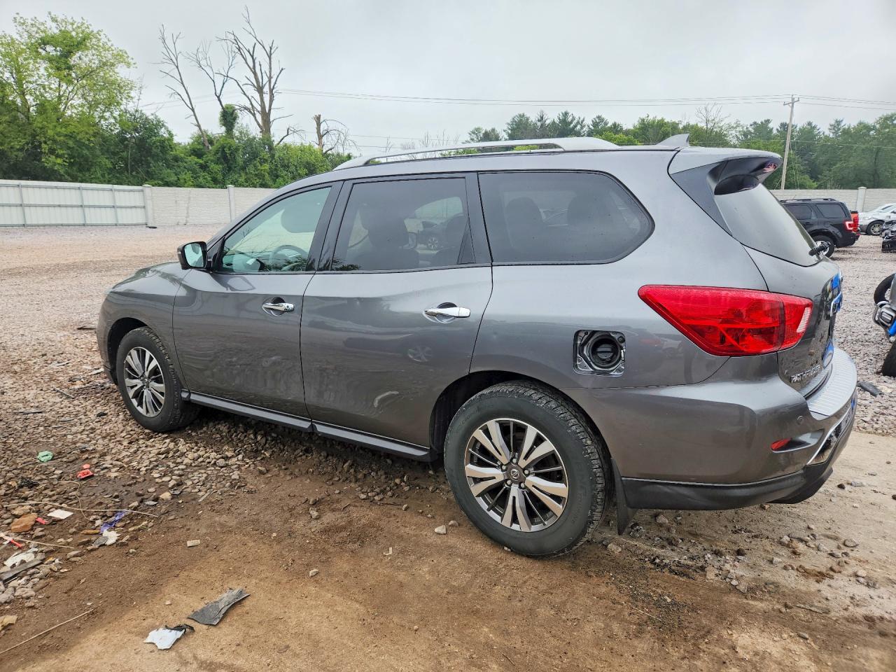 2019 NISSAN PATHFINDER SL — снимка 2