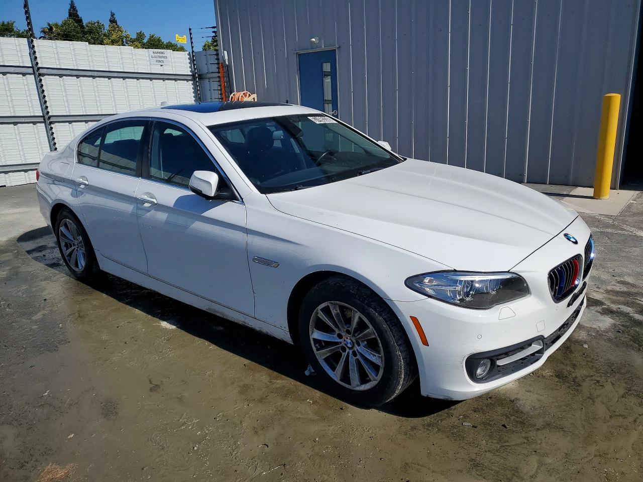 2015 BMW 528 I — снимка 4