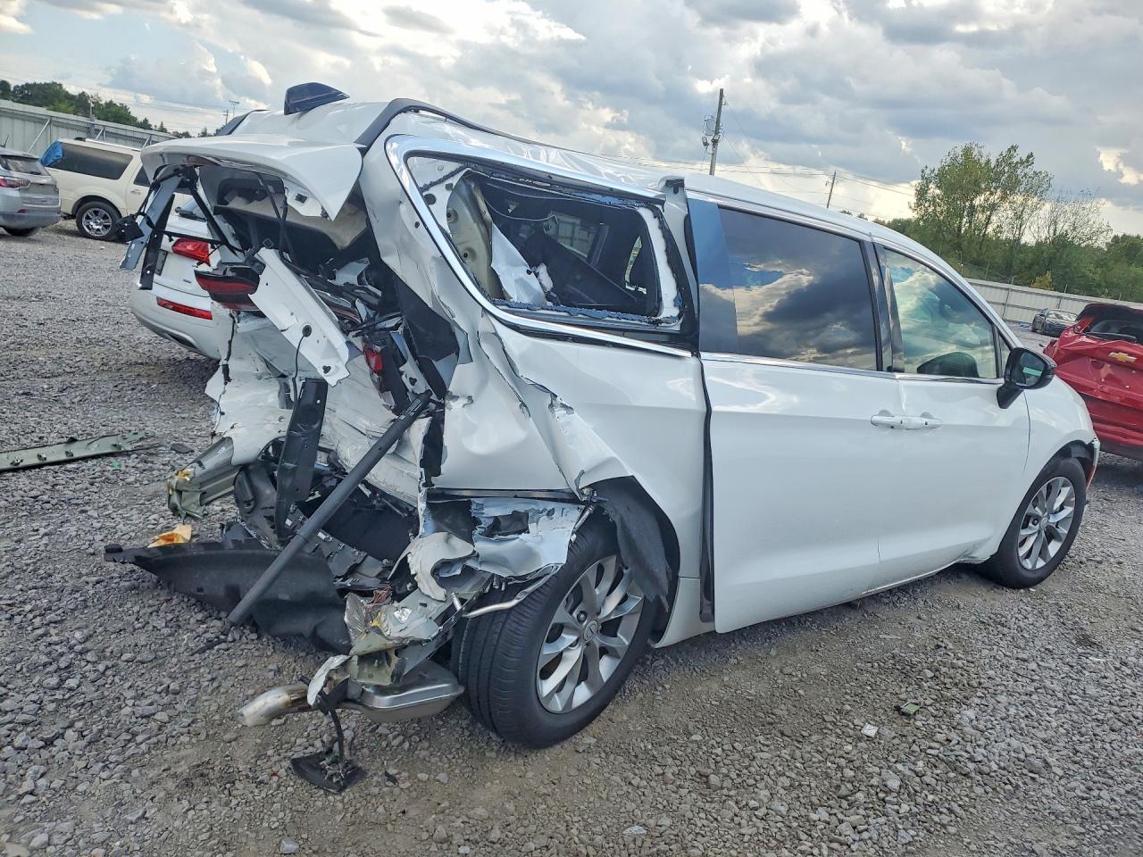 2026 CHRYSLER PACIFICA LIMITED — снимка 3