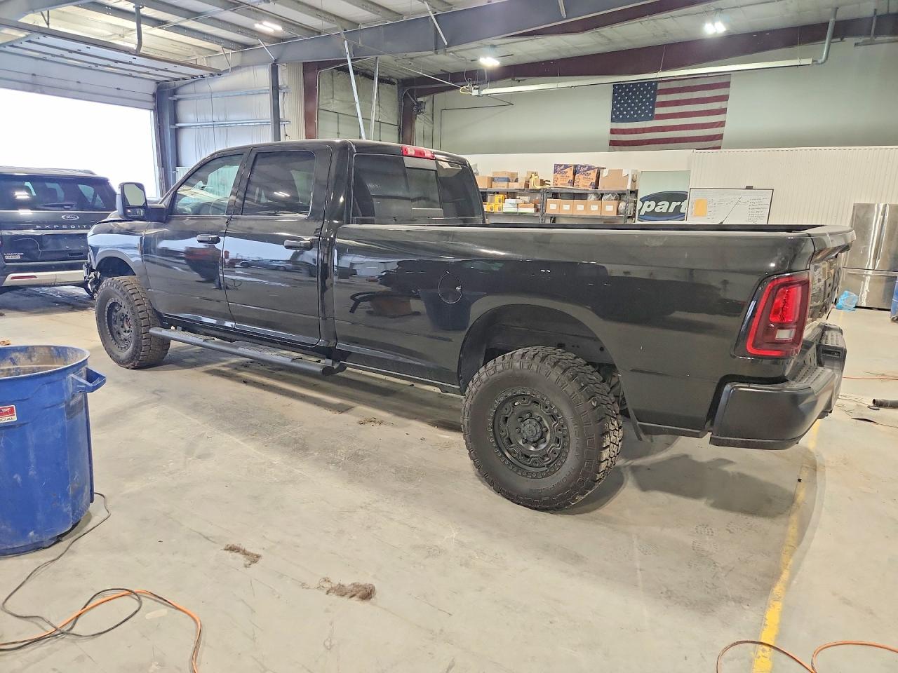 2025 RAM 2500 TRADESMAN — снимка 2