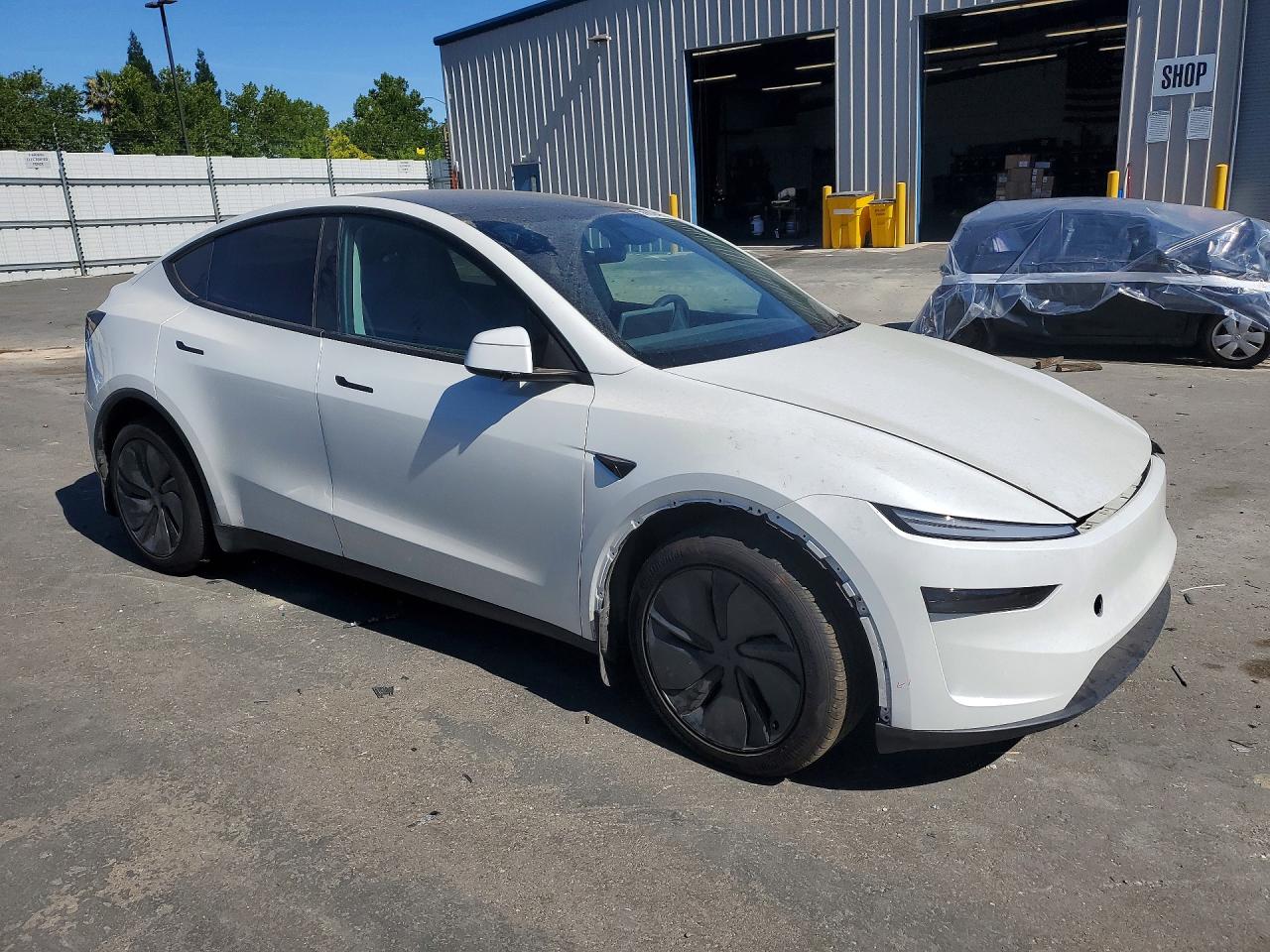 2026 TESLA MODEL Y — снимка 4