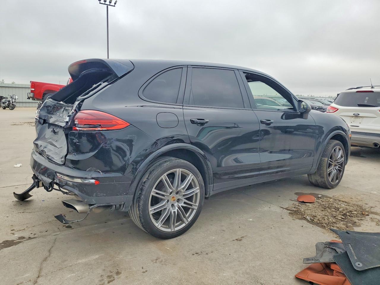 2017 PORSCHE CAYENNE — снимка 3