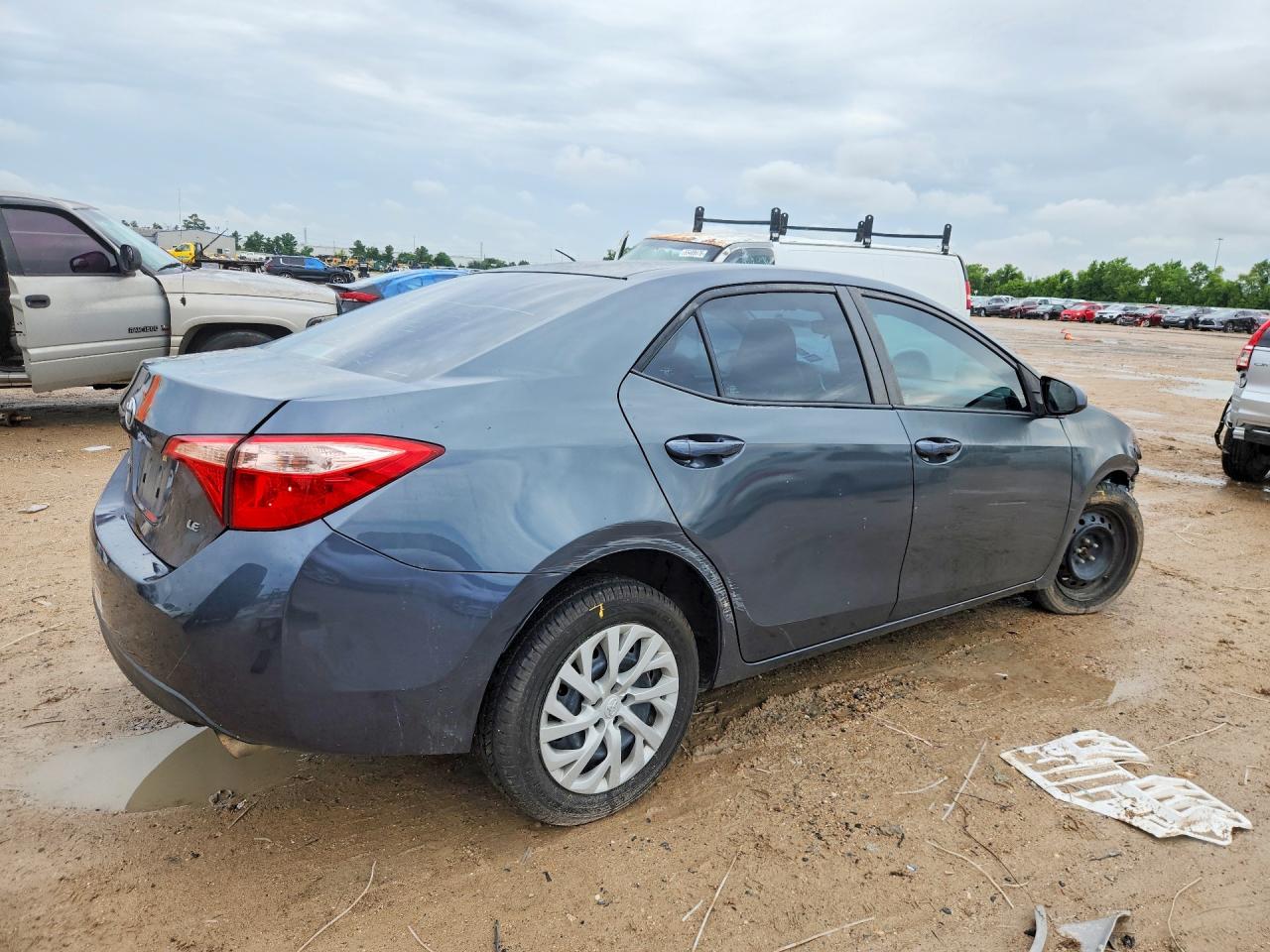 2017 TOYOTA COROLLA LE — снимка 3
