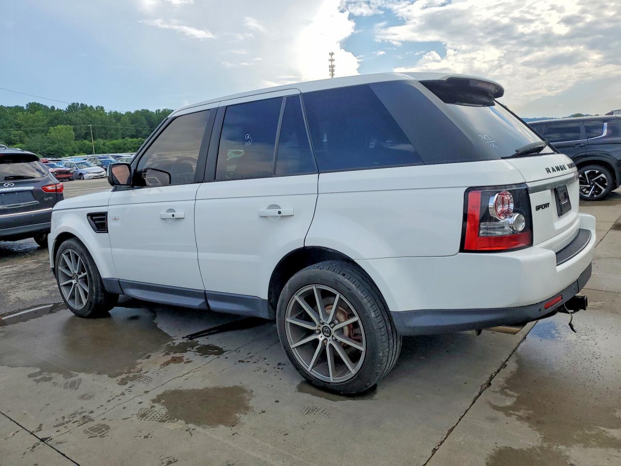 2013 LAND ROVER RANGE ROVER SPORT HSE LUXURY — снимка 2