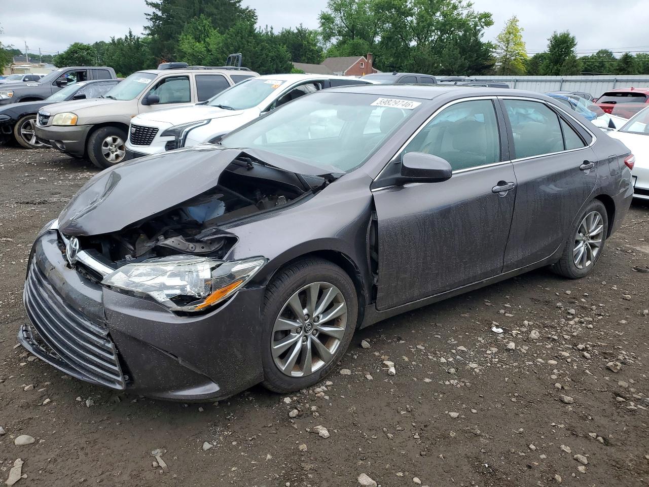 2015 TOYOTA CAMRY XLE