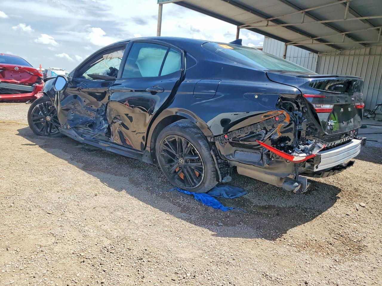 2026 TOYOTA CAMRY SE — снимка 2