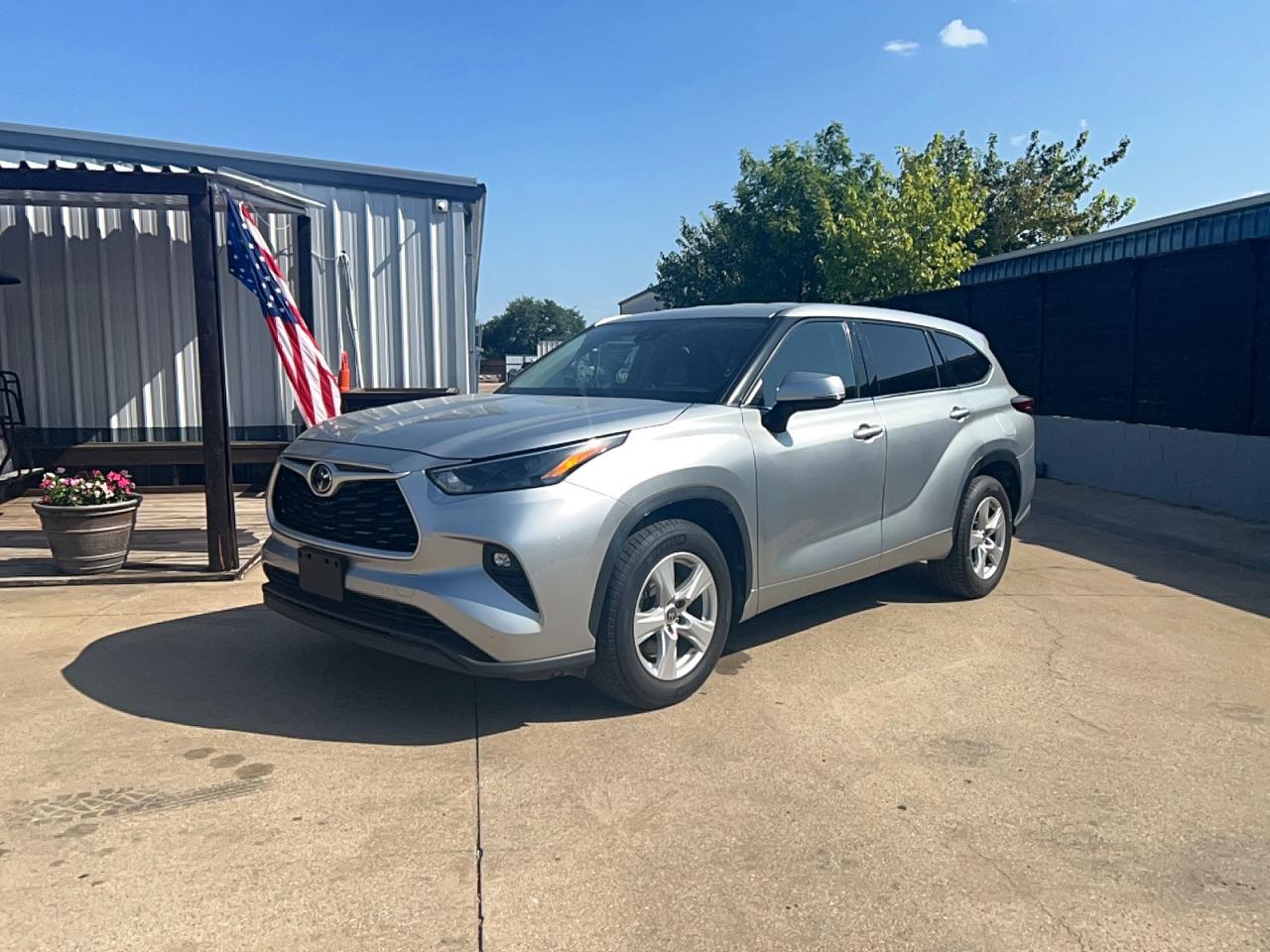 2022 TOYOTA HIGHLANDER LE — снимка 2