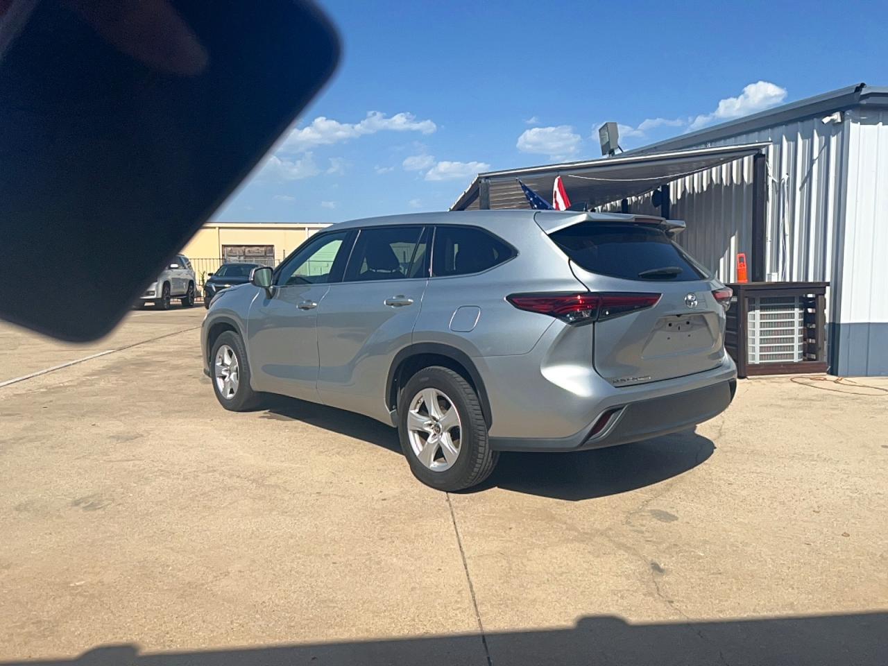 2022 TOYOTA HIGHLANDER LE — снимка 3