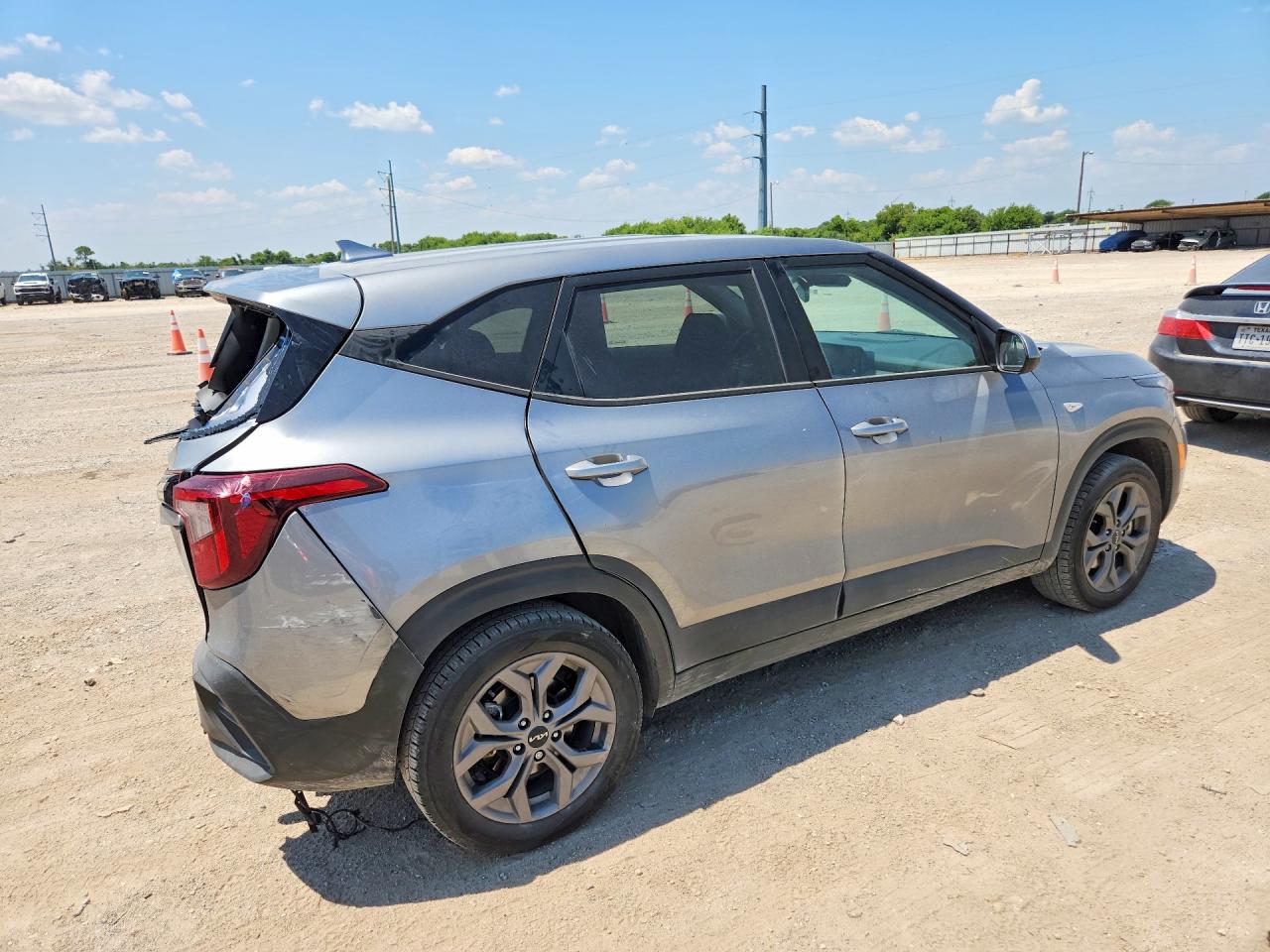 2024 KIA SELTOS LX — снимка 3