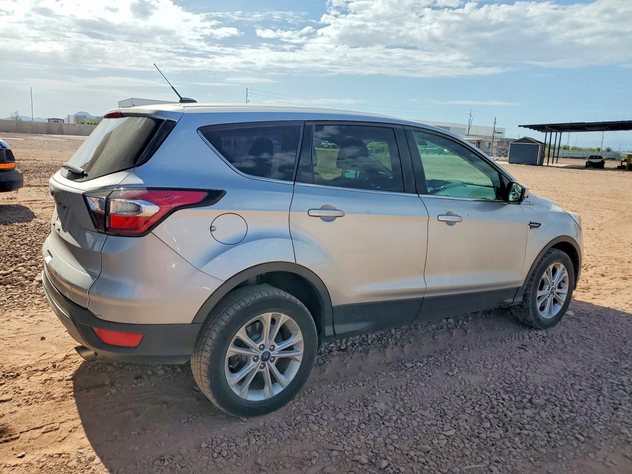 2017 FORD ESCAPE SE — снимка 3