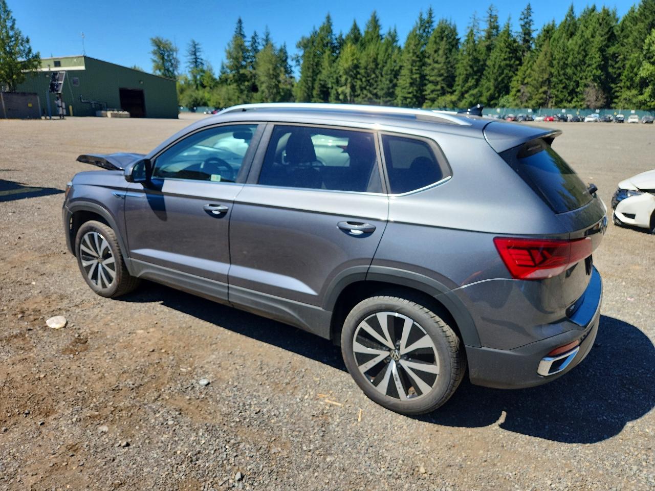 2024 VOLKSWAGEN TAOS SE — снимка 2