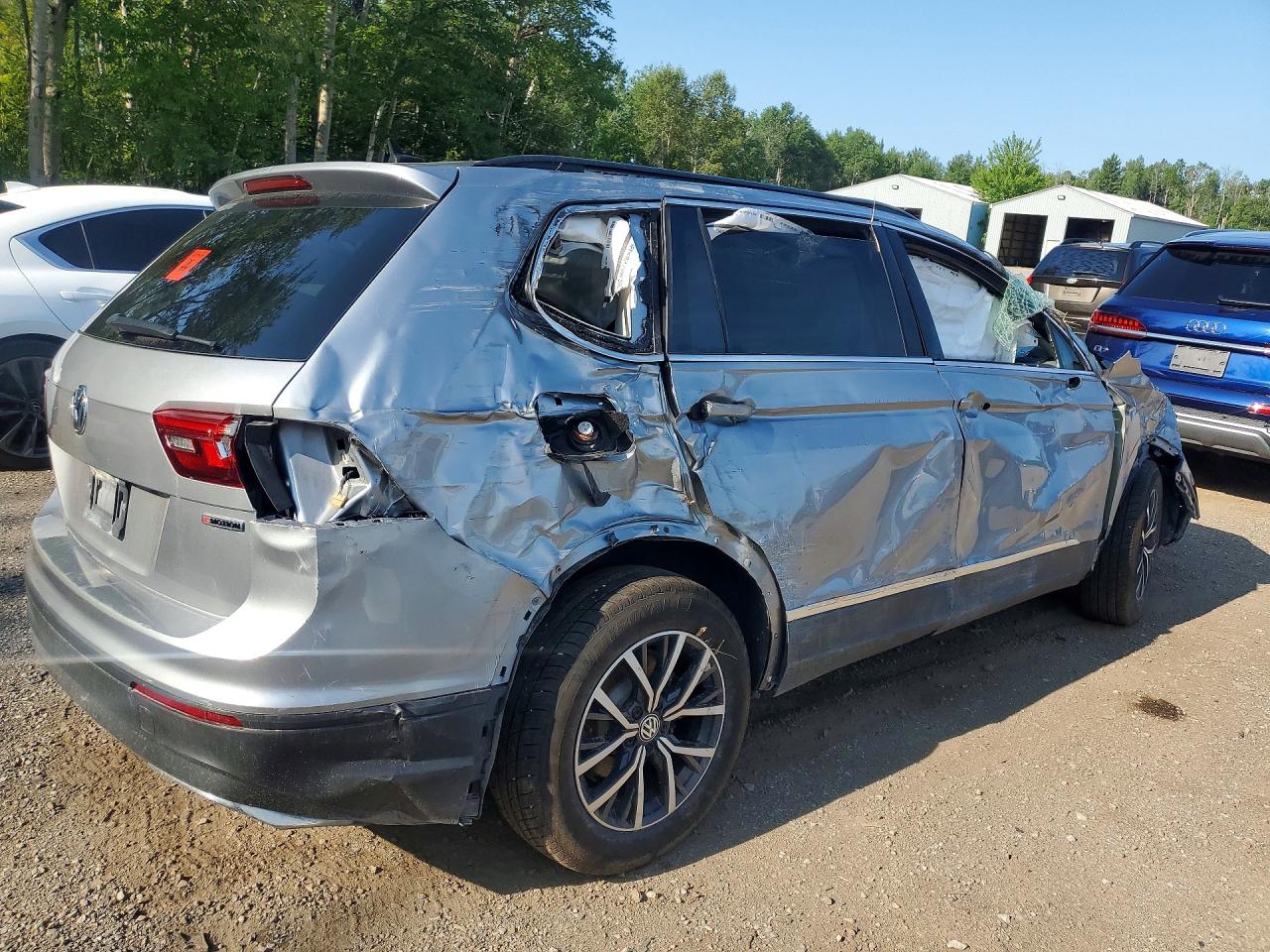 2021 VOLKSWAGEN TIGUAN SE — снимка 3