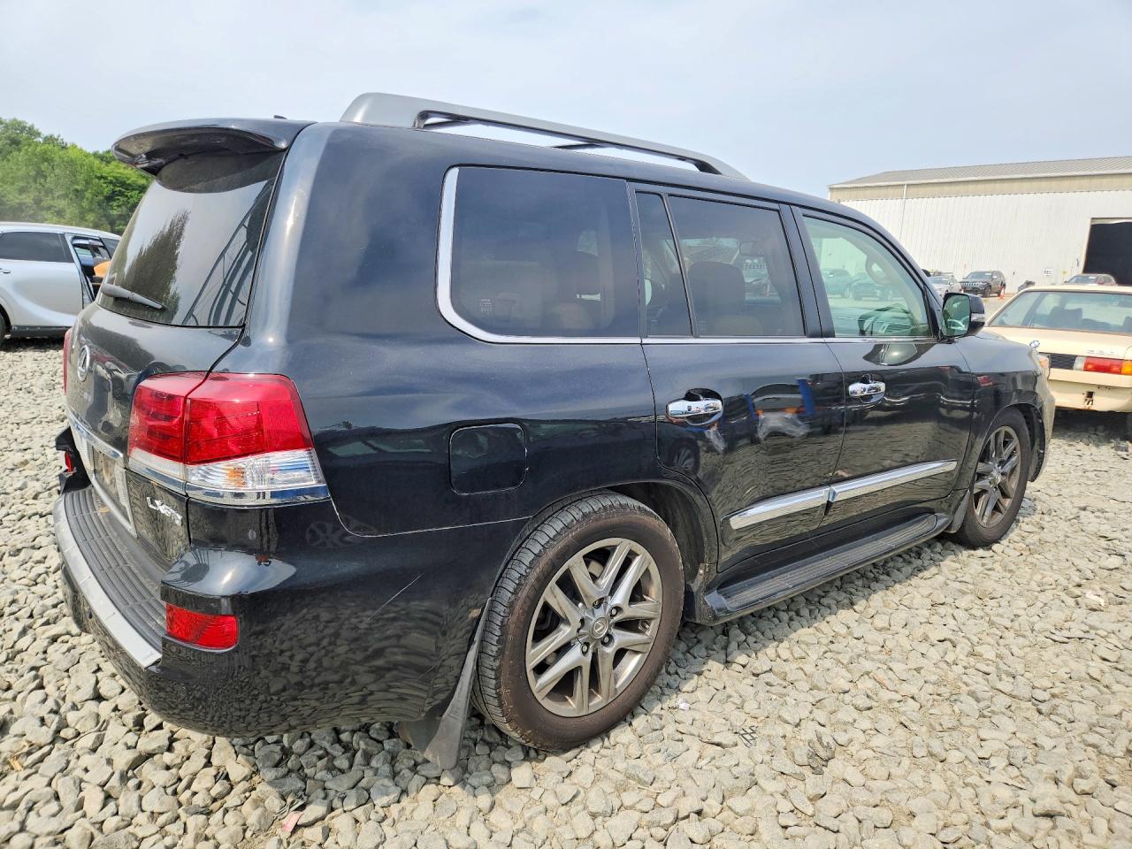 2014 LEXUS LX 570 — снимка 3