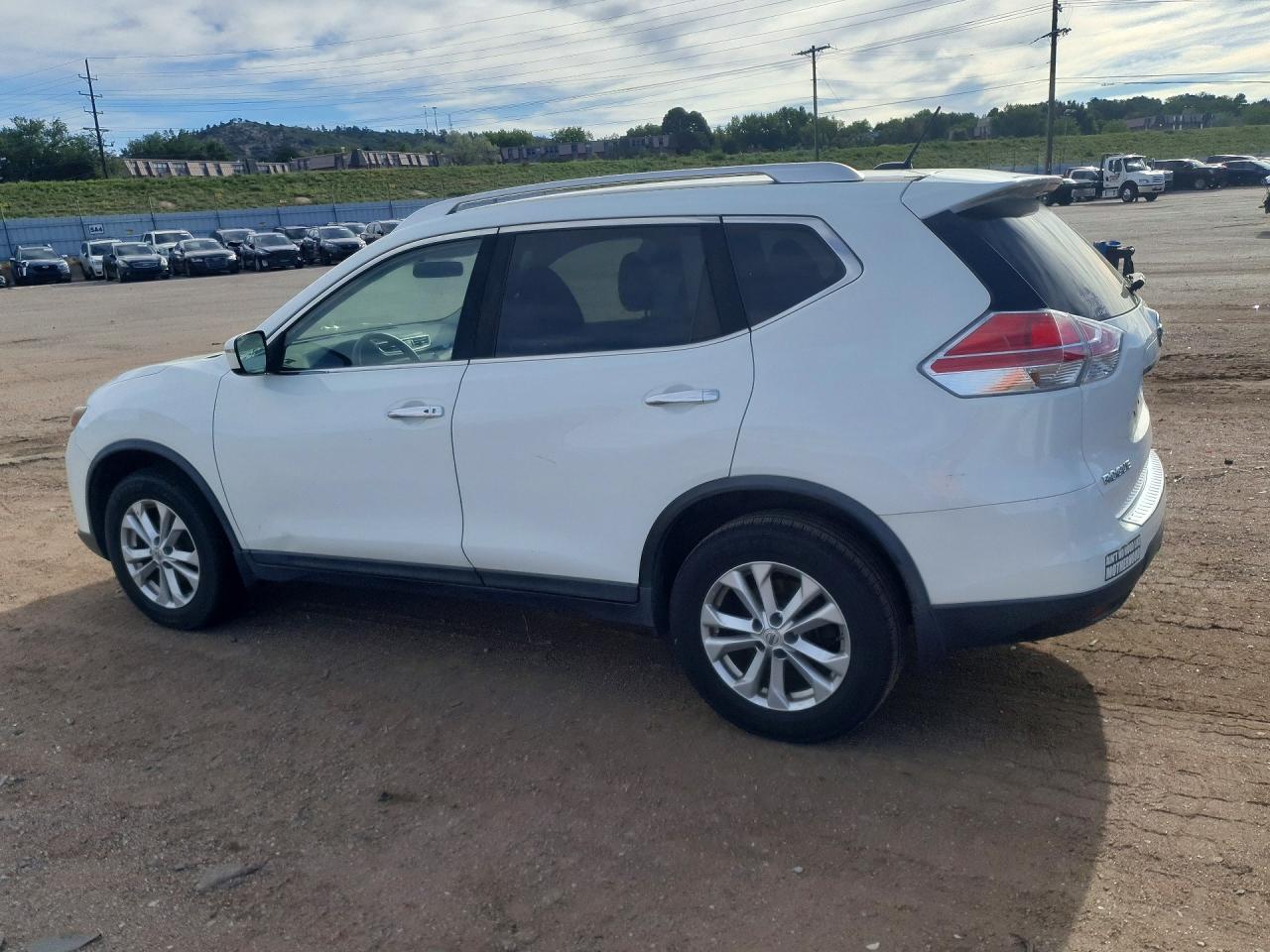 2016 NISSAN ROGUE SV — снимка 2