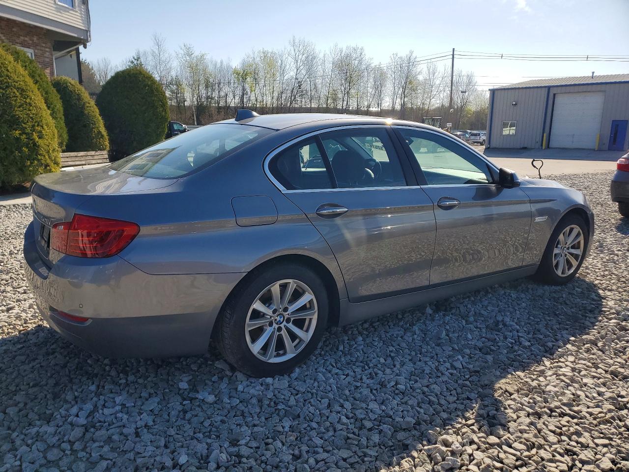 2015 BMW 528 XI — снимка 3