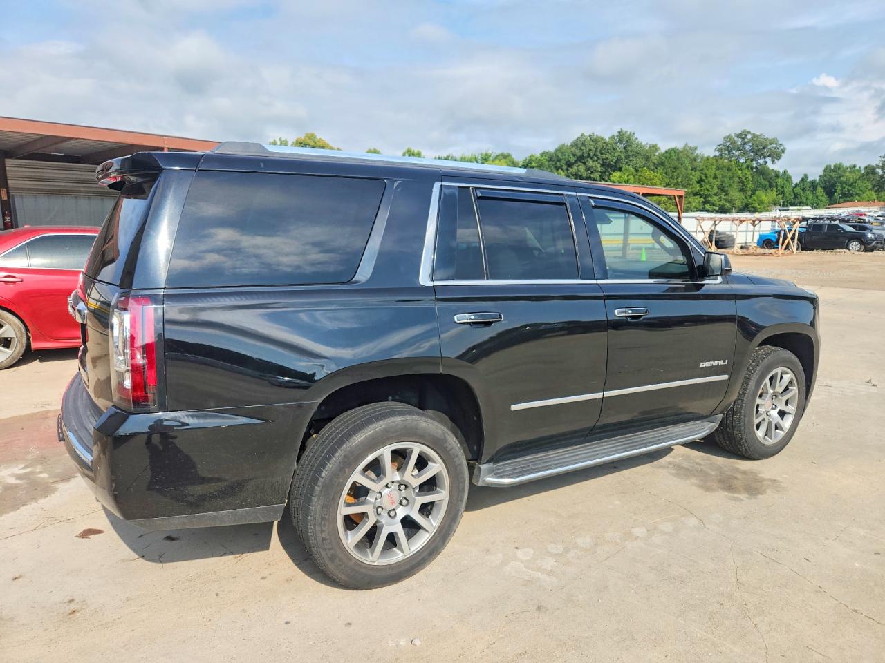 2017 GMC YUKON DENALI — снимка 3