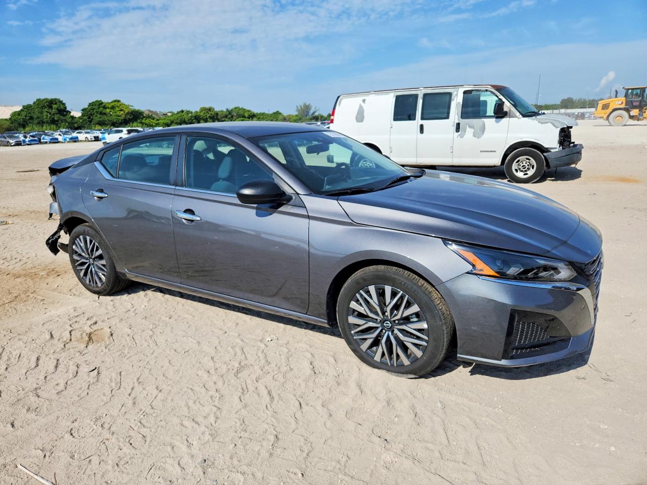 2025 NISSAN ALTIMA SV — снимка 4