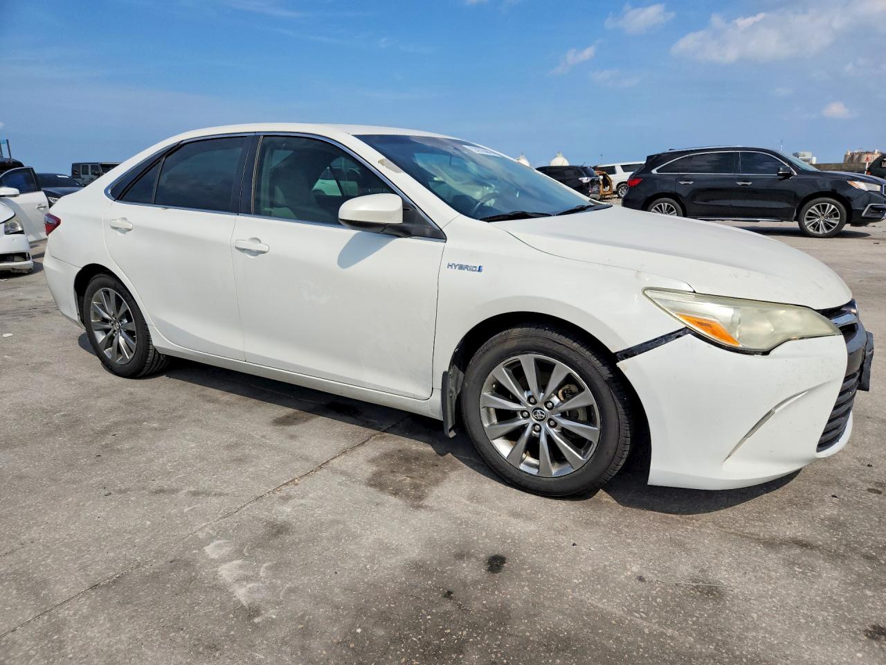 2015 TOYOTA CAMRY HYBRID XLE — снимка 4