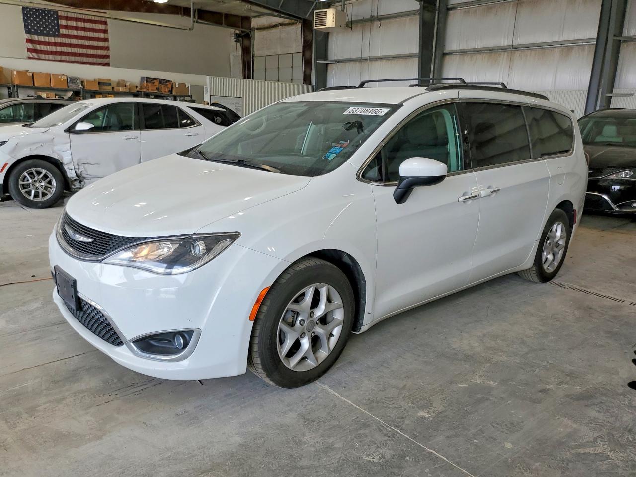 2017 CHRYSLER PACIFICA TOURING L