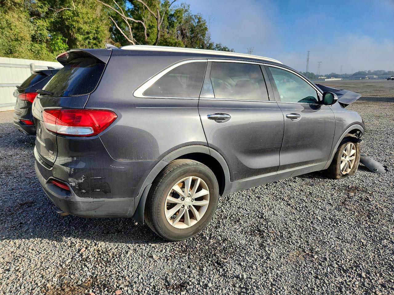 2017 KIA SORENTO LX — снимка 3