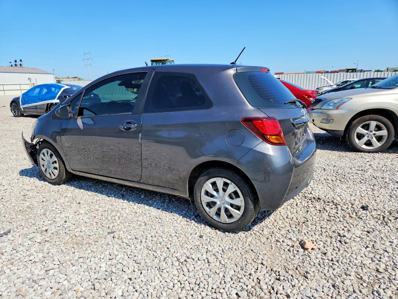 2017 TOYOTA YARIS 3-DOOR L — снимка 2