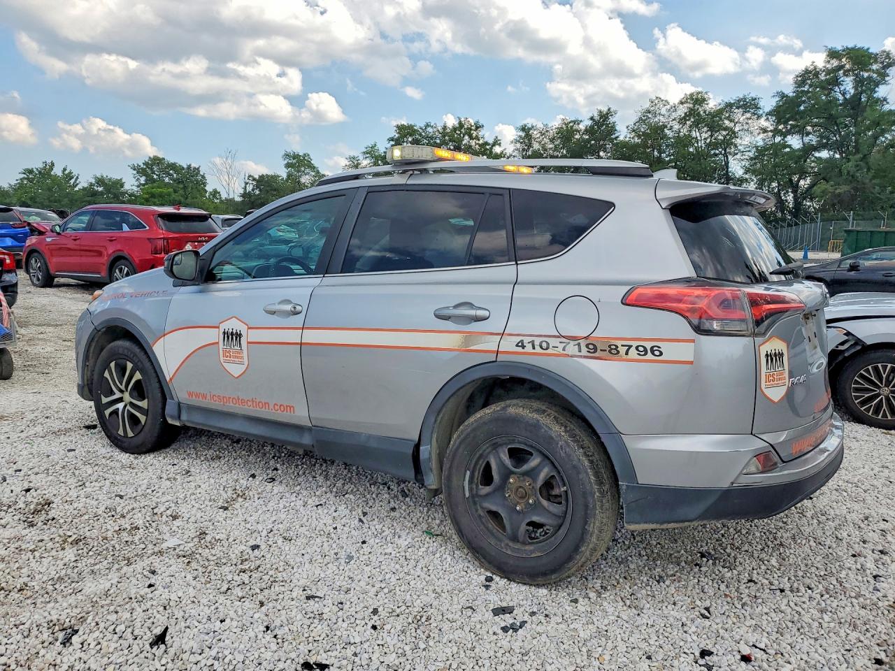 2016 TOYOTA RAV4 LE — снимка 2