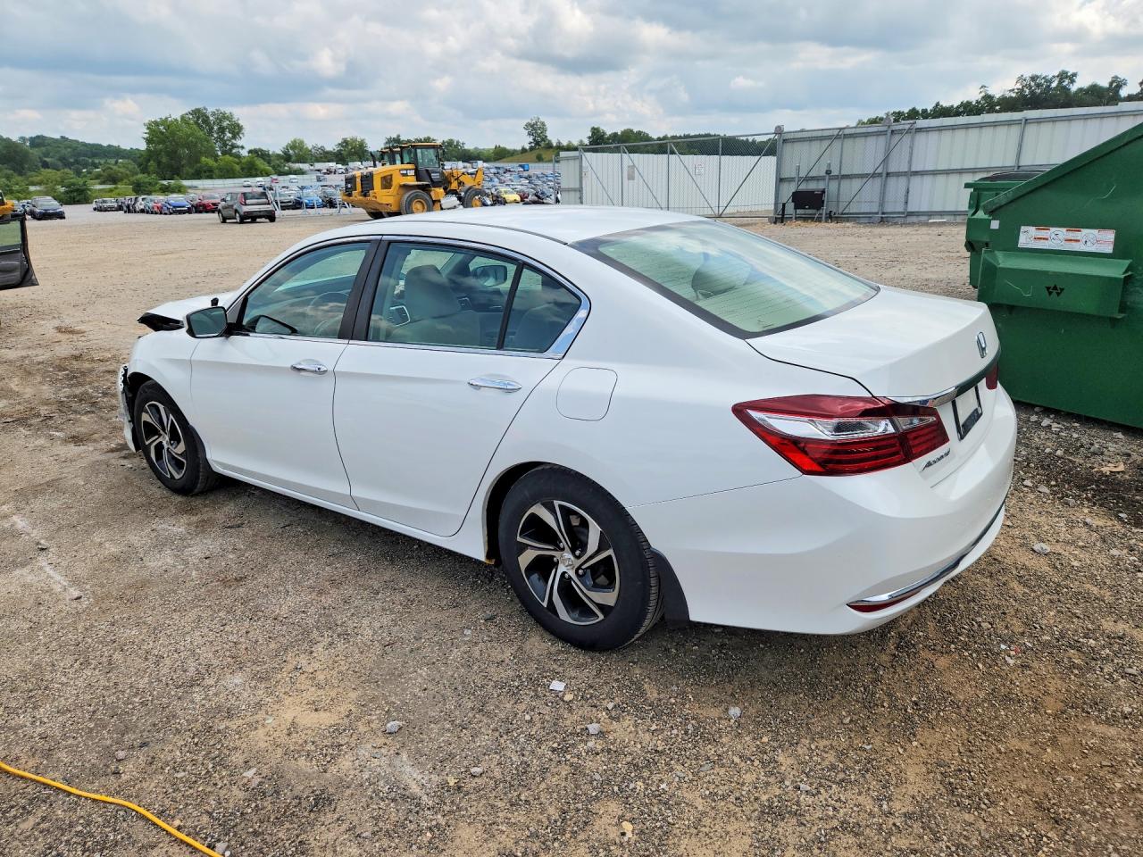 2017 HONDA ACCORD LX — снимка 2
