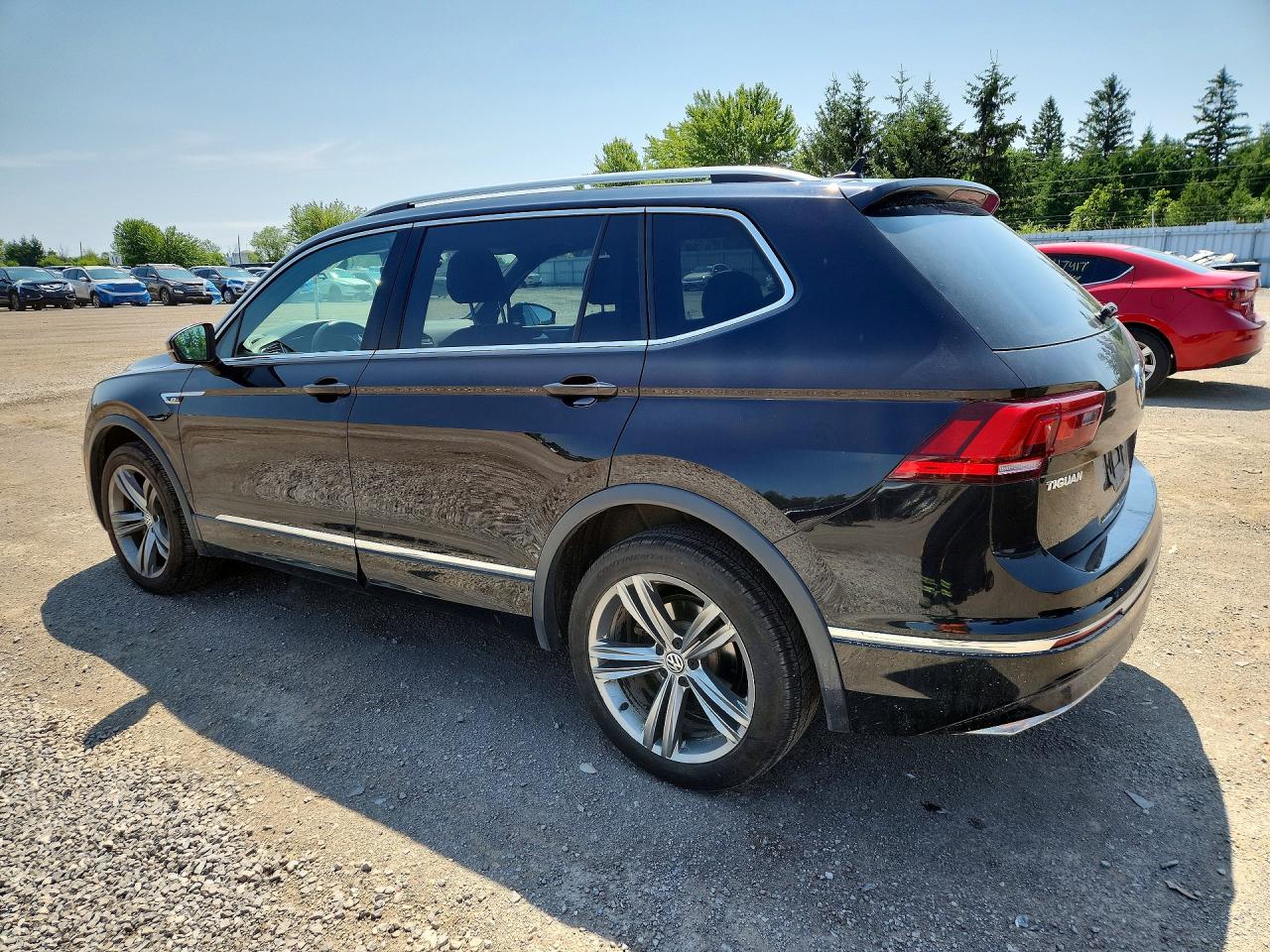 2020 VOLKSWAGEN TIGUAN SEL PREMIUM R-LINE — снимка 2