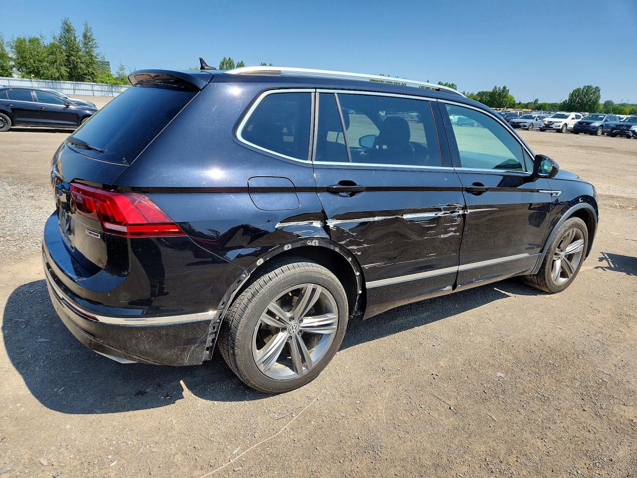 2020 VOLKSWAGEN TIGUAN SEL PREMIUM R-LINE — снимка 3