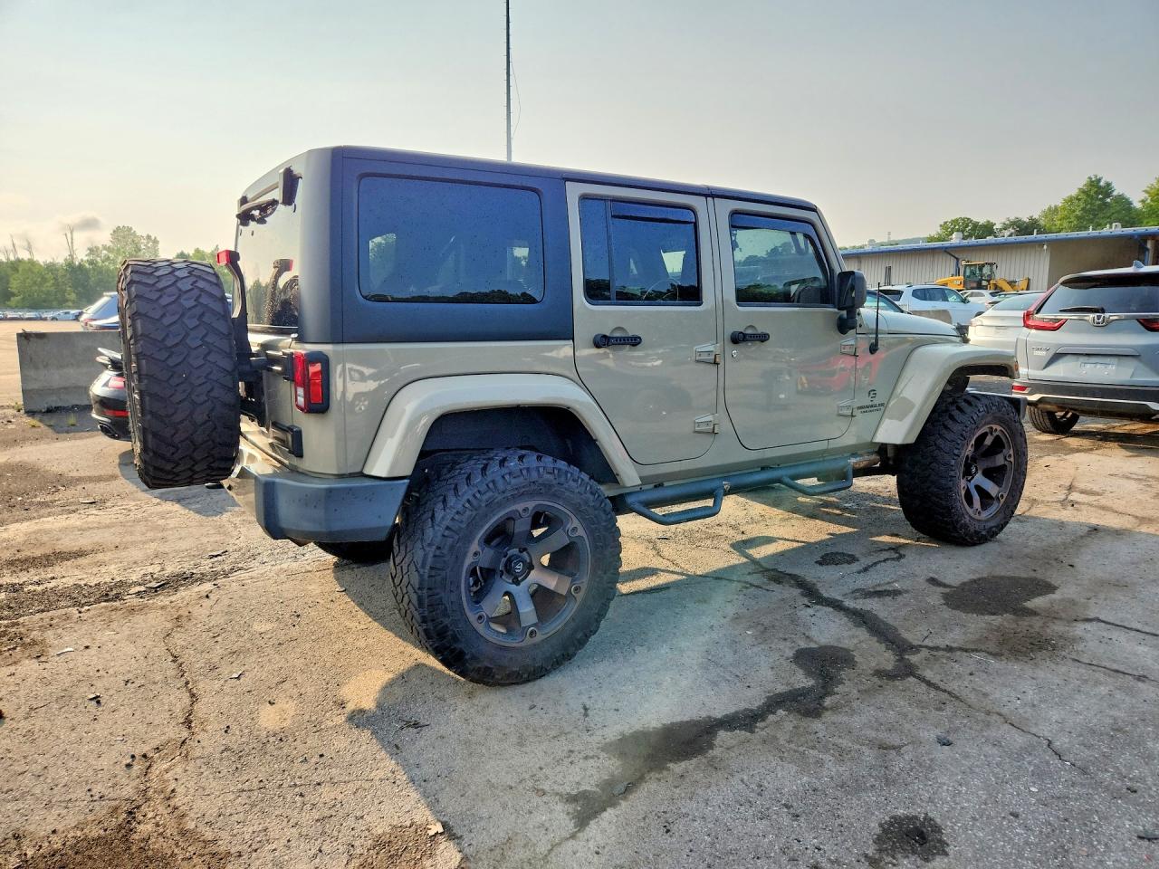 2017 JEEP WRANGLER UNLIMITED SAHARA — снимка 3